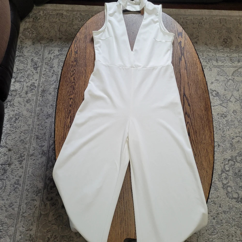 White Sleeveless Halter Neck Plunging Cut Out Wide Leg Jumpsuit Size Women's L